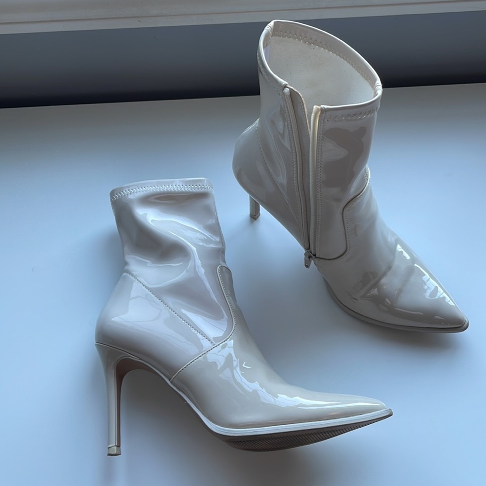 STEVE MADDEN ELWYN BOOTIE